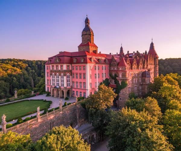 Forrest Glamp Otel Mieroszow Dış mekan fotoğraf
